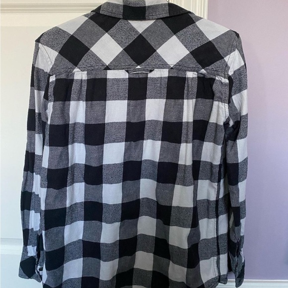 TNA Flannel - Picture 2 of 2